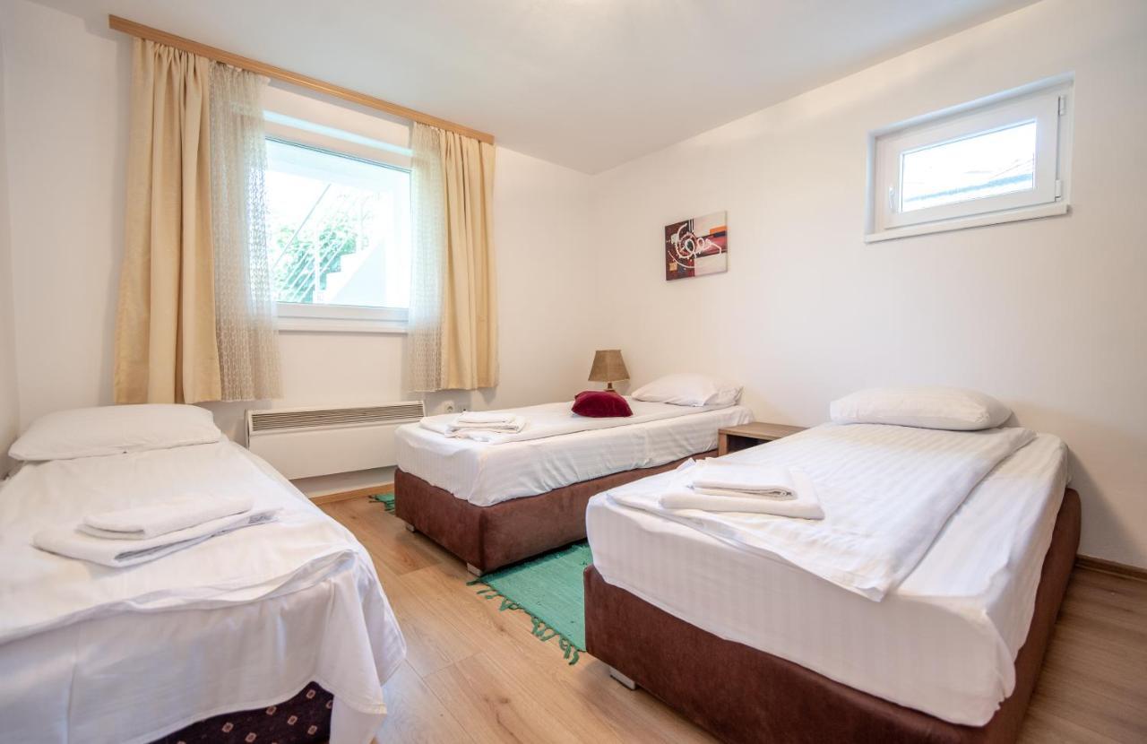 Apartman Mira Saraievo Exterior foto