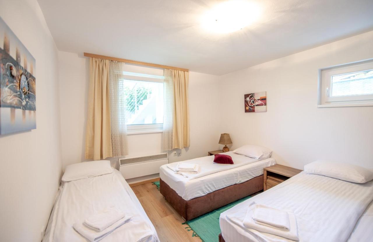 Apartman Mira Saraievo Exterior foto