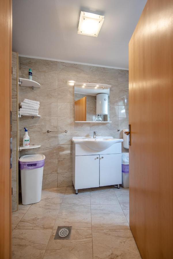 Apartman Mira Saraievo Exterior foto